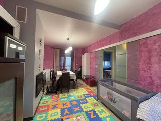 Casa adosada en venta en Benacazón