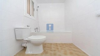 Piso en venta en Fondo en Santa Coloma de Gramanet