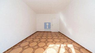 Piso en venta en Fondo en Santa Coloma de Gramanet