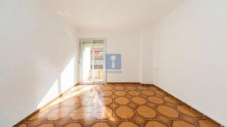 Piso en venta en Fondo en Santa Coloma de Gramanet