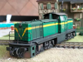 Locomotora H0 Verde