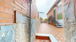Chalet en venta en La Roureda en Viladecans