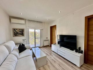 Piso en venta en Montigalà -Sant Crist en Badalona