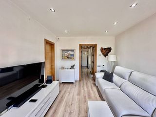 Piso en venta en Montigalà -Sant Crist en Badalona