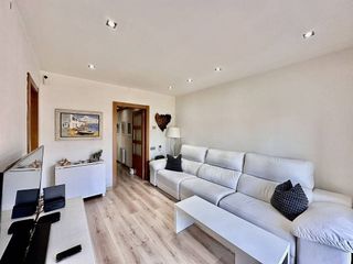 Piso en venta en Montigalà -Sant Crist en Badalona
