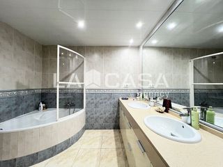 Piso en venta en La Salut - Lloreda en Badalona