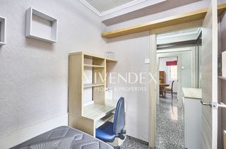 Piso en venta en Sants-Badal en Barcelona
