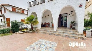 Chalet en venta en Ca n’Esteper – Can Gorgs – Can Gorgs II en Barbera del Vallès