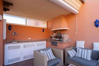 Ático en venta en Nueva Andalucía centro en Marbella