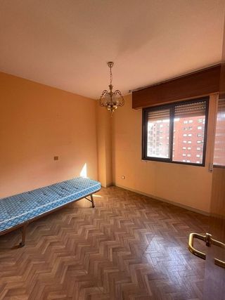 Piso en venta en Hellín en Madrid