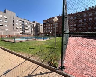 Piso en venta en Portillejo - Valdegastea en Logroño