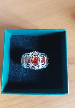 Anillo Vintage Plata con Piedras Rojas