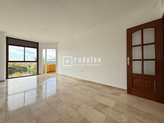Piso en venta en Martín Carpena - Torre del Río en Málaga