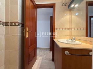 Piso en venta en Martín Carpena - Torre del Río en Málaga