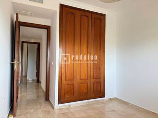Piso en venta en Martín Carpena - Torre del Río en Málaga