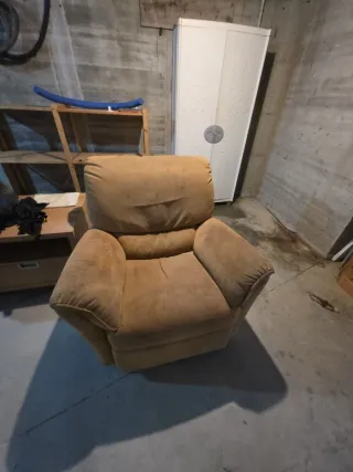 Sillón reclinable Natuzzi tela marrón