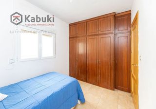 Piso en venta en Crta. De la Sierra en Granada