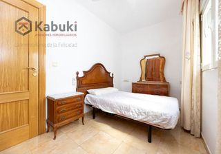 Piso en venta en Crta. De la Sierra en Granada