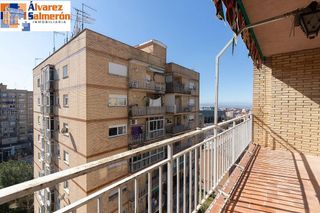 Piso en venta en Polígono Cartuja – La Paz en Granada