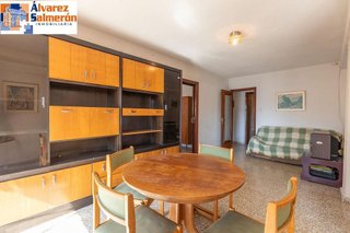 Piso en venta en Polígono Cartuja – La Paz en Granada