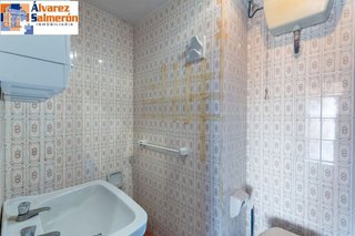 Piso en venta en Polígono Cartuja – La Paz en Granada