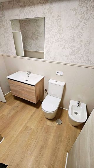 Piso en venta en El Polígono en Gijón