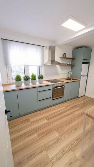 Piso en venta en El Polígono en Gijón