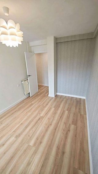 Piso en venta en El Polígono en Gijón