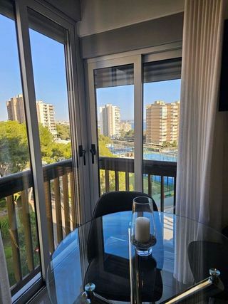 Piso en venta en Campoamor en Alicante