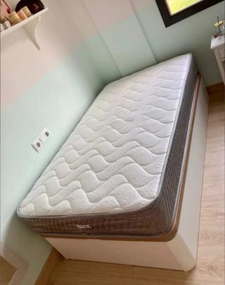 Canapé abatible con colchónes Viscoelastica