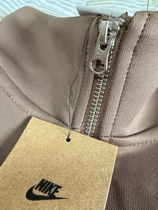 Chaqueta Nike Marrón