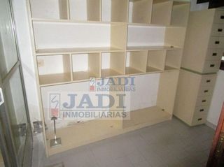 Local comercial en alquiler en Valdepeñas