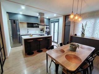 Casa pareada en venta en Valdepeñas