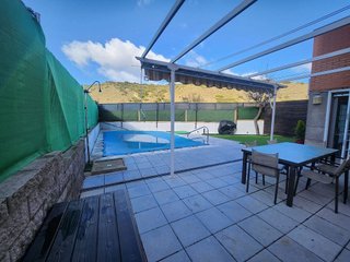 Casa pareada en venta en Villalbilla pueblo en Villalbilla