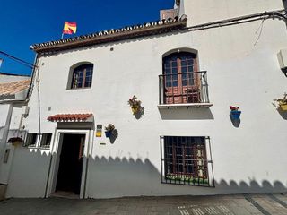 Casa adosada en venta en Centro Urbano en Estepona