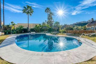 Casa adosada en venta en Benahavís