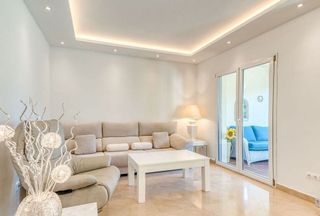 Casa adosada en venta en Benahavís