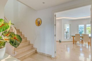 Casa adosada en venta en Benahavís