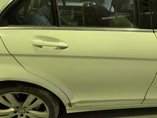 Puerta tras der mercedes 59913 clase 2.2 c 200 cdi