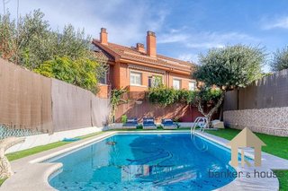 Casa adosada en venta en Altamira - Canaletes en Cerdanyola del Vallès