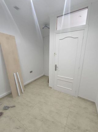 Piso en venta en El Turó de la Peira en Barcelona