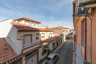 Piso en venta en Avda. De los Ogíjares en Armilla