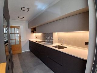 Piso en venta en Centro en Ferrol