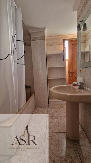 Piso en venta en L'Alquenència en Alzira