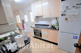 Piso en venta en Centro Ciudad en Manises