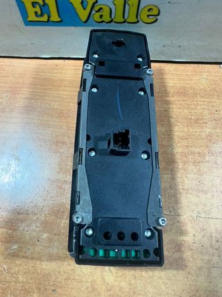 MANDO ELEVALUNAS CONDUCTOR MERCEDES CLASE B