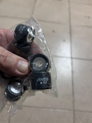 Rodillos Polini 23x18 13,7gr Honda SH 300
