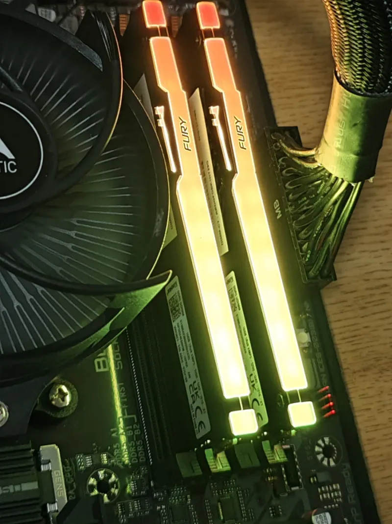 Kit 32GB DDR5 5200 Kingston Fury Beast RGB afbeelding 3