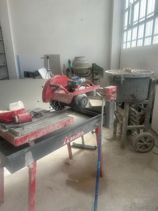 Cierre de negocio: Maquinaria y Herramientas