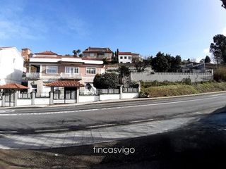 Chalet en venta en Lavadores en Vigo